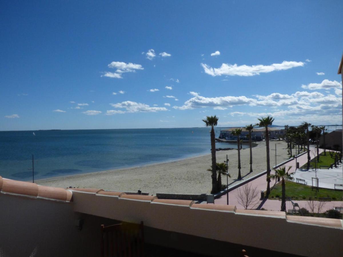 Le Sud Sur Plage Мезе Экстерьер фото